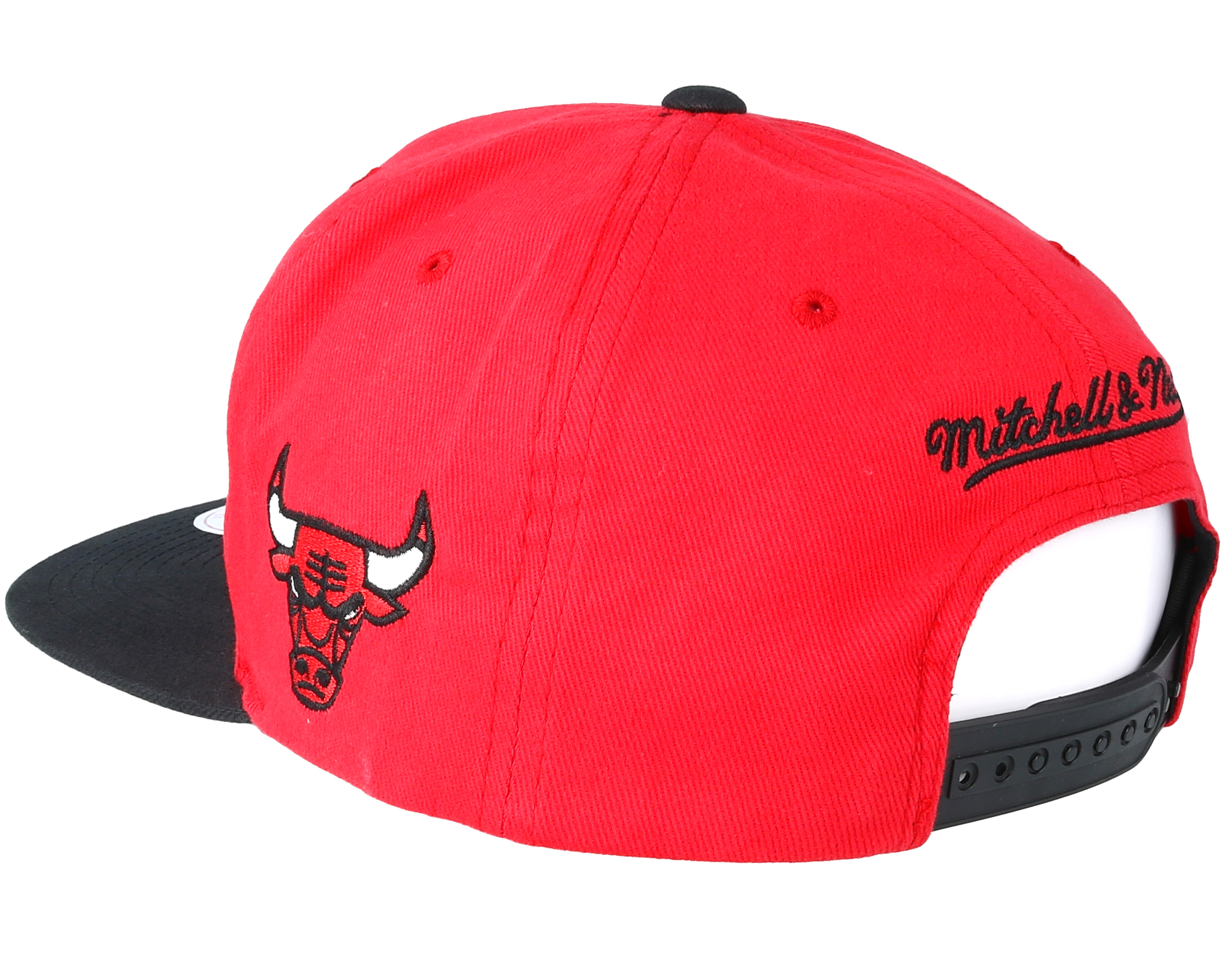 Chicago Bulls Wordmark Red Snapback - Mitchell &amp; Ness caps ...